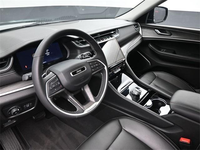 used 2023 Jeep Grand Cherokee car, priced at $27,995