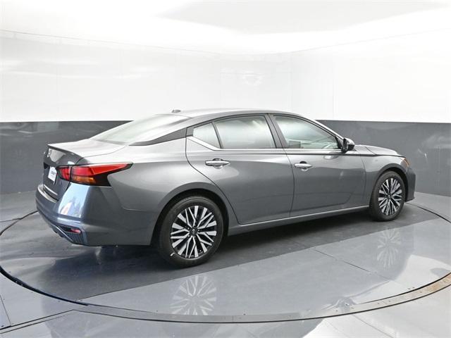 new 2025 Nissan Altima car, priced at $26,282