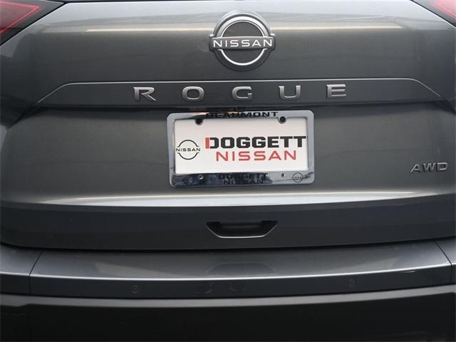 new 2025 Nissan Rogue car, priced at $32,020