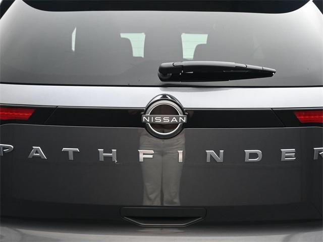 new 2025 Nissan Pathfinder car, priced at $38,730