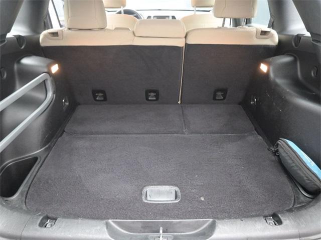 used 2015 Jeep Cherokee car, priced at $7,995