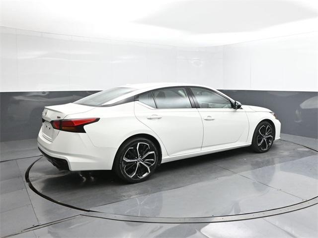 used 2023 Nissan Altima car, priced at $21,995
