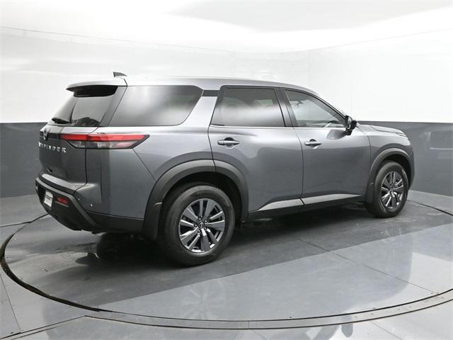 new 2025 Nissan Pathfinder car, priced at $37,620
