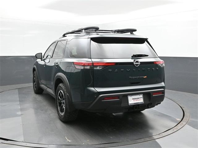 new 2025 Nissan Pathfinder car, priced at $43,913