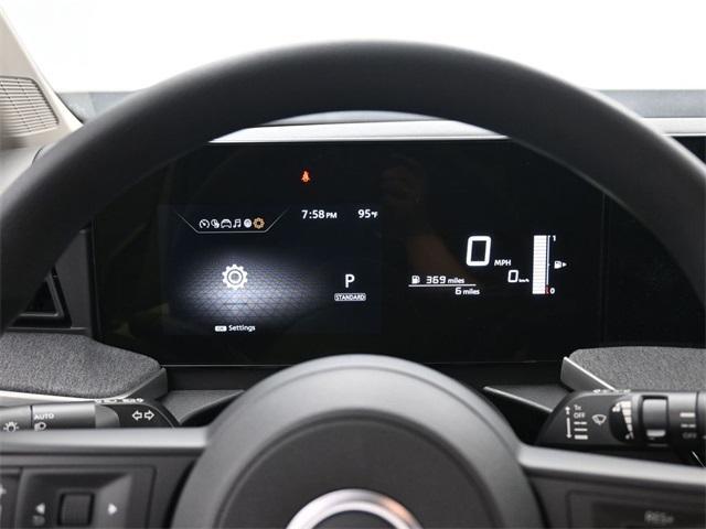 new 2025 Nissan Kicks car, priced at $27,215