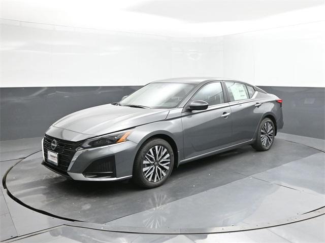 new 2025 Nissan Altima car, priced at $29,605