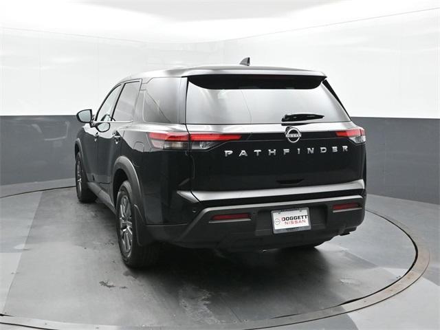 new 2025 Nissan Pathfinder car, priced at $33,465
