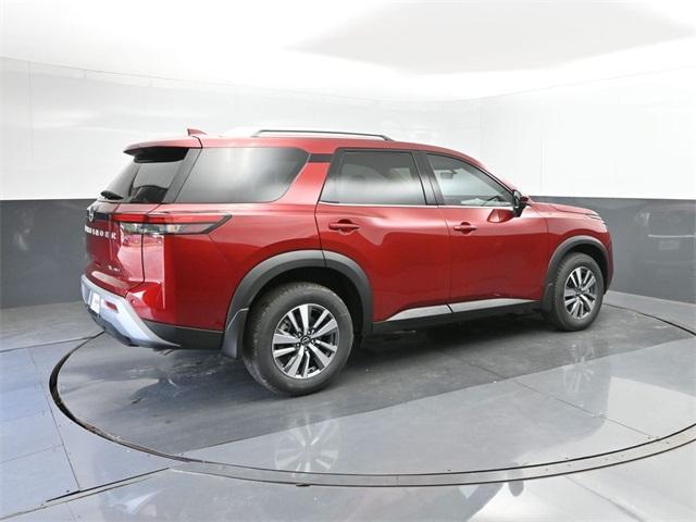 new 2025 Nissan Pathfinder car, priced at $46,105