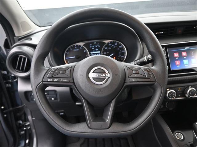new 2025 Nissan Kicks Play car, priced at $22,407