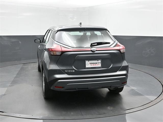 new 2025 Nissan Kicks Play car, priced at $22,407