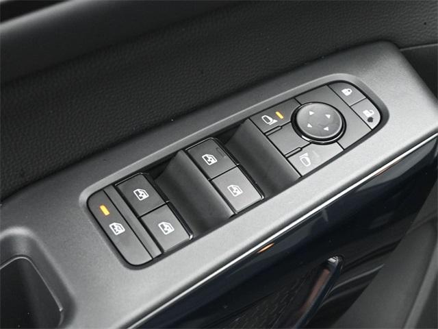 new 2025 Nissan Pathfinder car, priced at $43,865