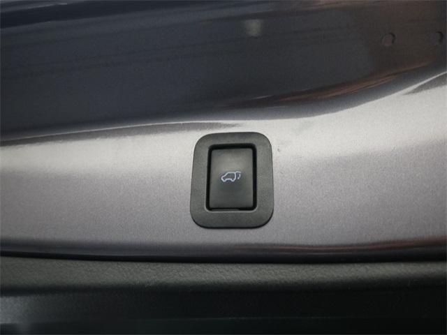 used 2015 Toyota Highlander car, priced at $14,995