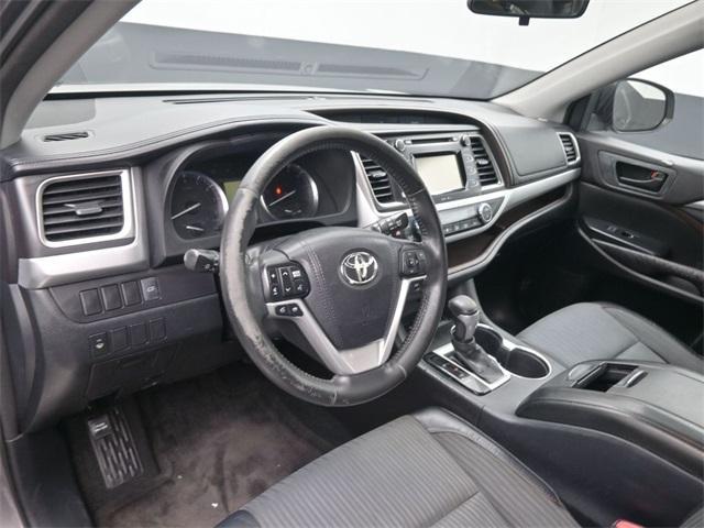 used 2015 Toyota Highlander car, priced at $14,995