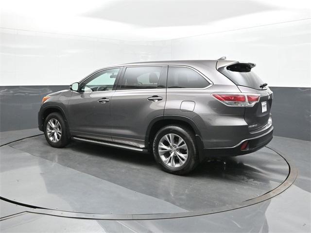 used 2015 Toyota Highlander car, priced at $14,995