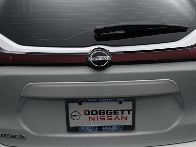 new 2025 Nissan Kicks Play car, priced at $22,407