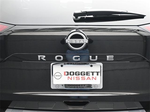 new 2025 Nissan Rogue car, priced at $31,985