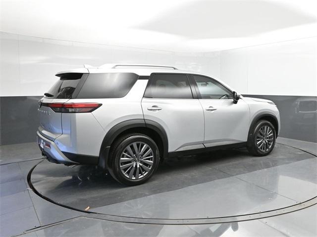 new 2025 Nissan Pathfinder car, priced at $46,670