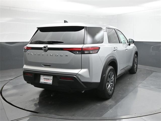 new 2025 Nissan Pathfinder car, priced at $33,465