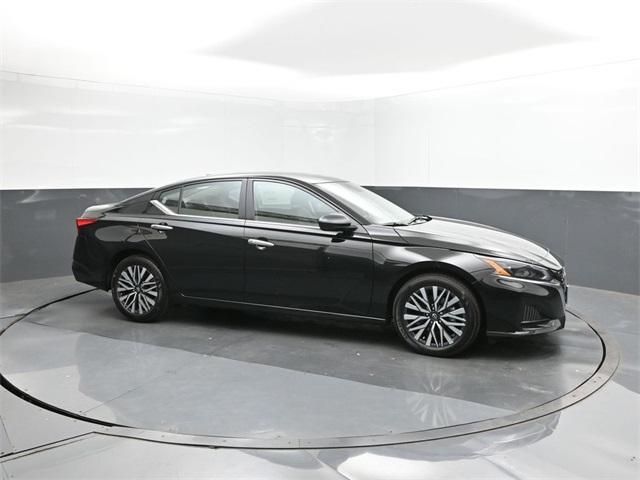 new 2025 Nissan Altima car, priced at $29,350