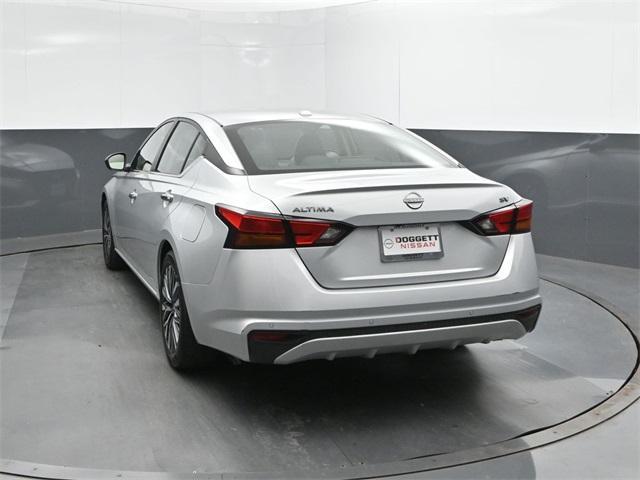 used 2024 Nissan Altima car, priced at $19,995