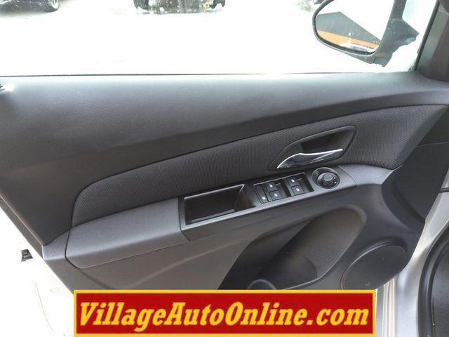 used 2014 Chevrolet Cruze car, priced at $7,990
