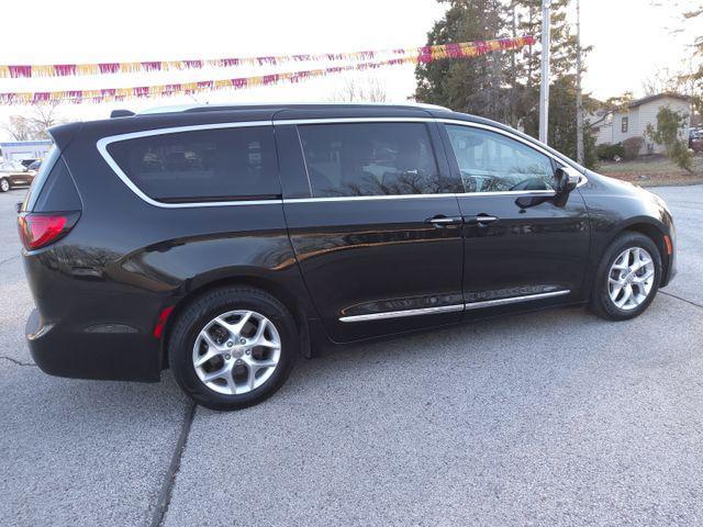 used 2020 Chrysler Pacifica car, priced at $14,990