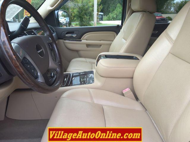 used 2013 GMC Yukon car, priced at $14,990