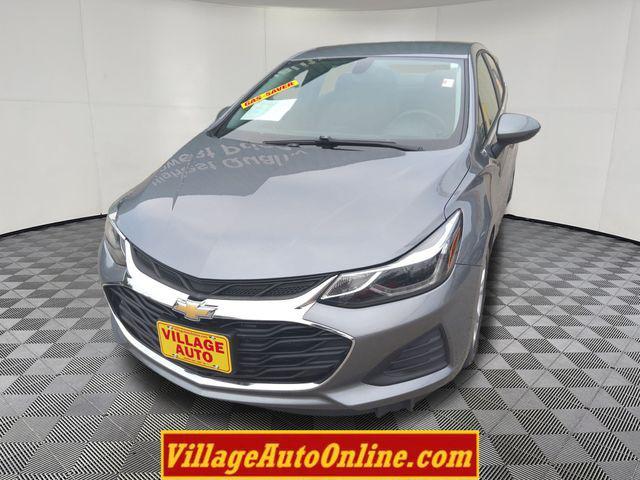 used 2019 Chevrolet Cruze car, priced at $9,550