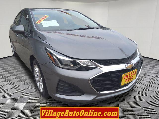 used 2019 Chevrolet Cruze car, priced at $9,550