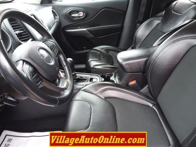 used 2019 Jeep Cherokee car, priced at $15,550