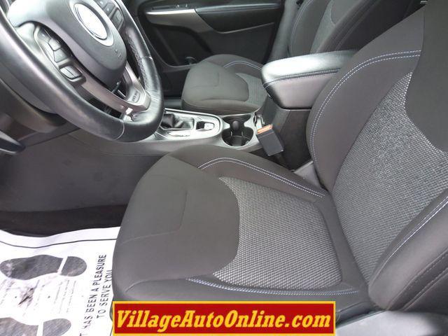 used 2019 Jeep Cherokee car, priced at $12,990