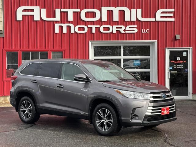 used 2019 Toyota Highlander Hybrid car, priced at $25,993