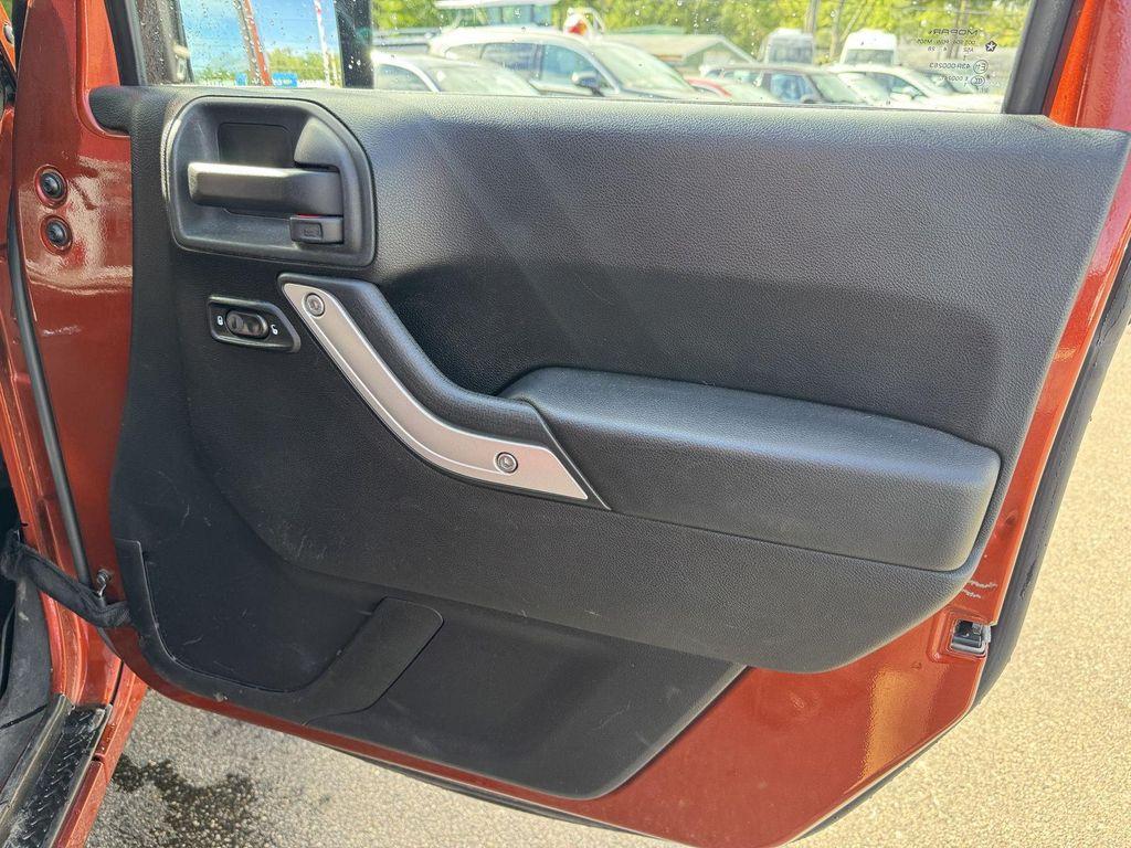 used 2014 Jeep Wrangler Unlimited car, priced at $17,885