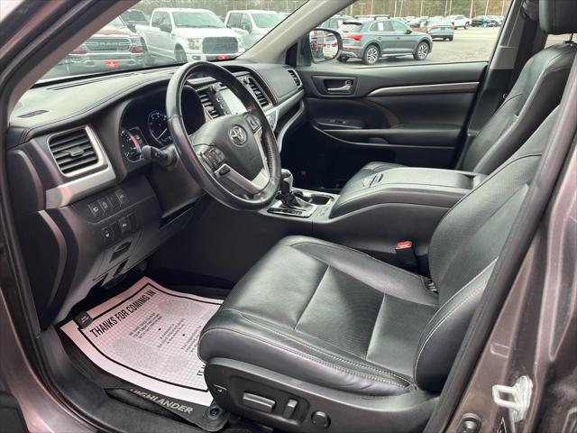 used 2019 Toyota Highlander car, priced at $22,900