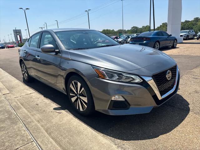 used 2021 Nissan Altima car, priced at $20,690