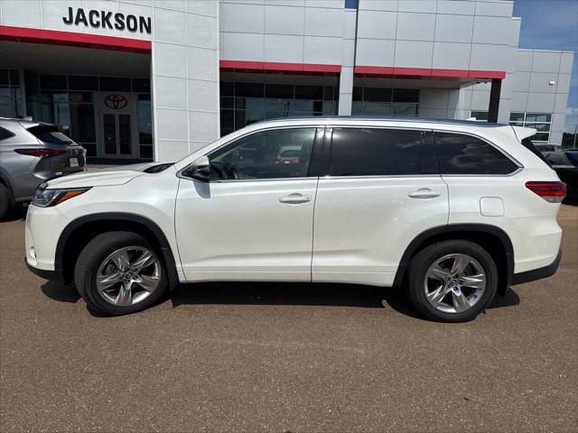 used 2017 Toyota Highlander car, priced at $25,995