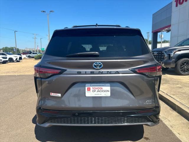 used 2021 Toyota Sienna car, priced at $37,373