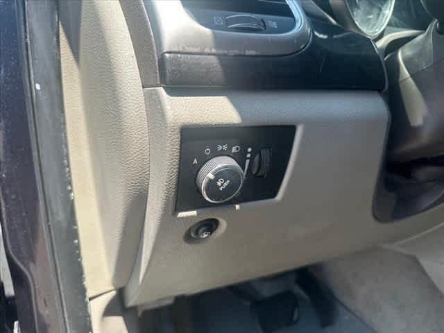 used 2012 Jeep Grand Cherokee car, priced at $6,995