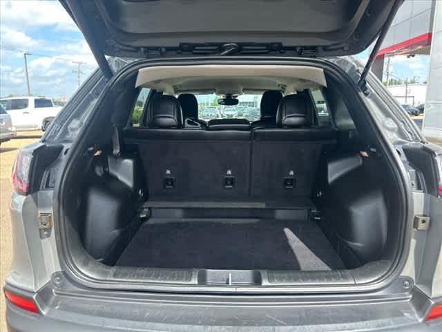 used 2023 Jeep Cherokee car, priced at $24,079