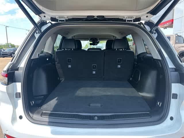 used 2023 Jeep Grand Cherokee car, priced at $32,979