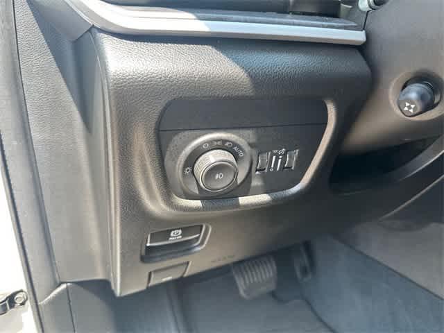 used 2023 Jeep Grand Cherokee car, priced at $32,979