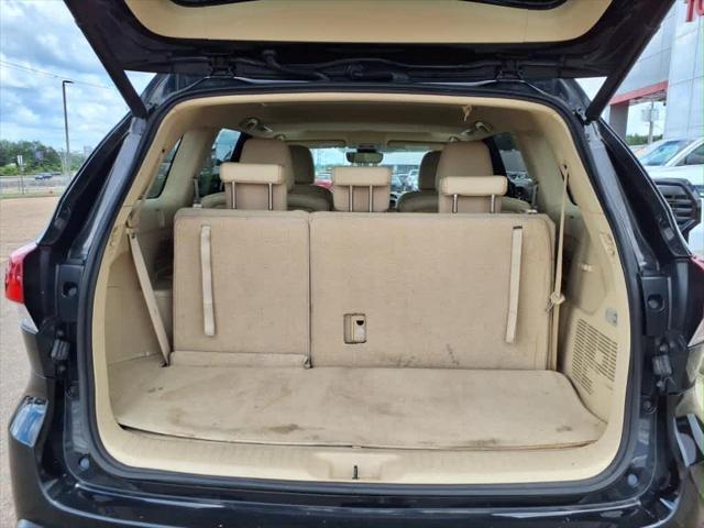 used 2017 Toyota Highlander car, priced at $21,125