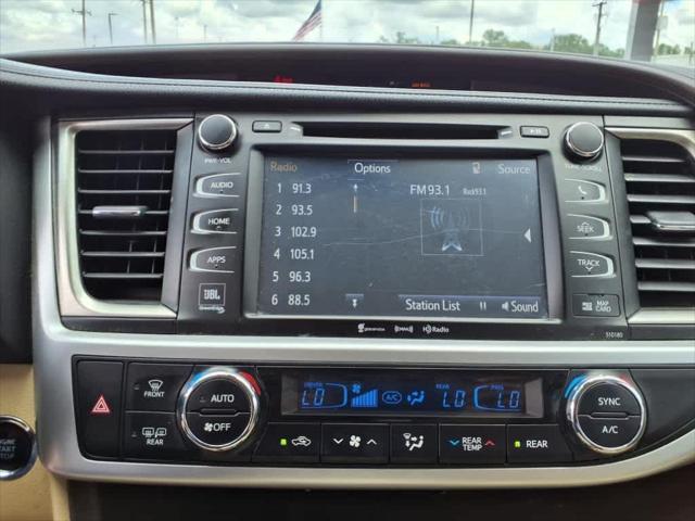 used 2017 Toyota Highlander car, priced at $21,125