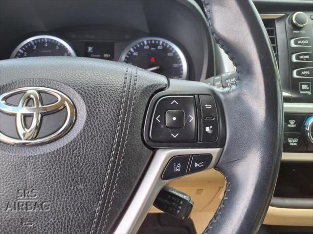 used 2017 Toyota Highlander car, priced at $21,125
