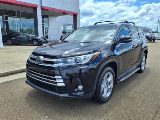 used 2017 Toyota Highlander car, priced at $21,125
