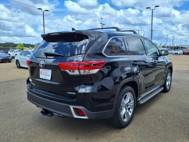 used 2017 Toyota Highlander car, priced at $21,125