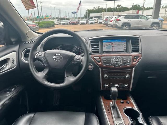 used 2020 Nissan Pathfinder car, priced at $24,600