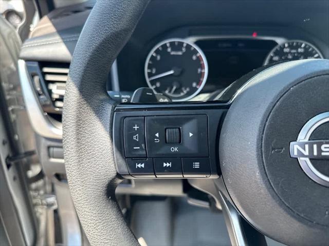 used 2022 Nissan Rogue car, priced at $26,400