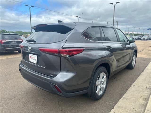 used 2023 Toyota Highlander car, priced at $34,490