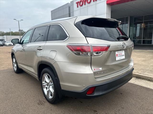 used 2016 Toyota Highlander car, priced at $19,995